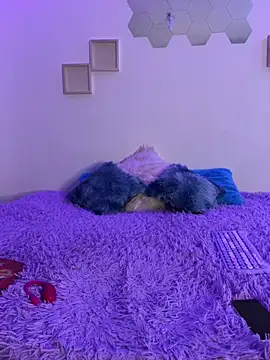 Snapshot of Daliila_11 chatting on 11-08-25, 02:34 Daliila 11 online show from 11-08-25, 02:34