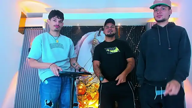 Snapshot of Iam_Steven chatting on 10-05-25, 12:14 Iam Steven online show from 10-05-25, 12:14