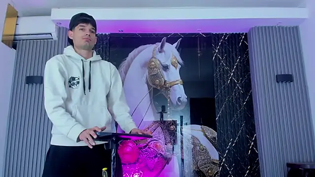 Snapshot of Iam_Steven chatting on 11-23-25, 11:43 Iam Steven online show from 11-23-25, 11:43