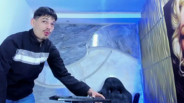 Snapshot of Iam_Steven chatting on 12-21-25, 03:57 Iam Steven online show from 12-21-25, 03:57