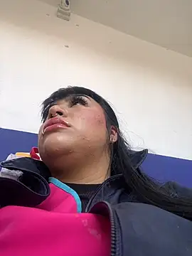 Snapshot of valentinahevanly chatting on 10-23-25, 02:05 valentinahevanly online show from 10-23-25, 02:05