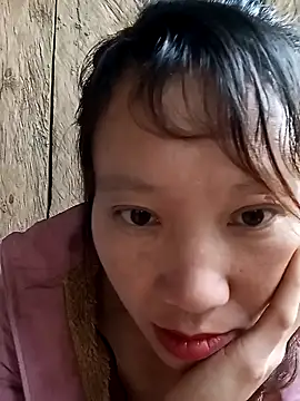 Snapshot of bonnie-00 chatting on 10-25-25, 08:55 bonnie-00 online show from 10-25-25, 08:55