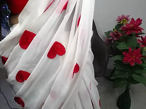 Naughtyy stripgirl online show from 09-24-25, 07:39