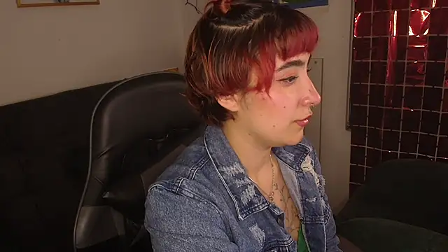 Miacatsito3 online show from 02-13-26, 11:45