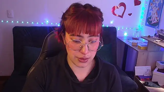 Miacatsito3 online show from 04-23-26, 08:11