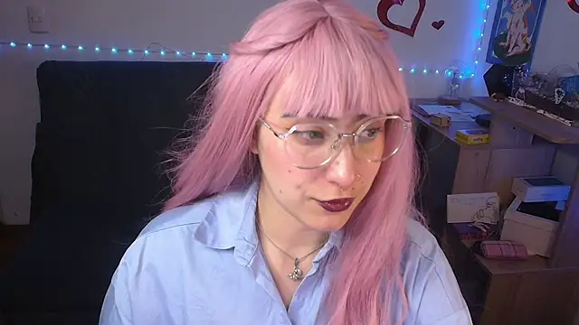 Snapshot of Miacatsito3 chatting on 05-23-26, 02:06 Miacatsito3 online show from 05-23-26, 02:06