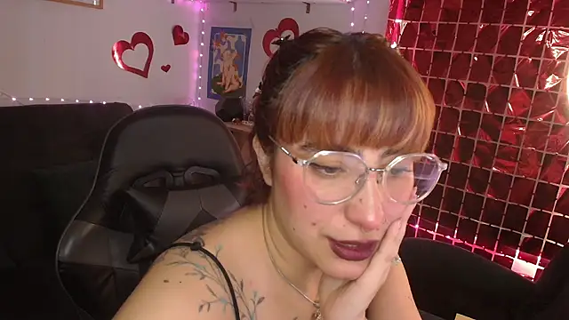 Snapshot of Miacatsito3 chatting on 05-24-26, 09:53 Miacatsito3 online show from 05-24-26, 09:53