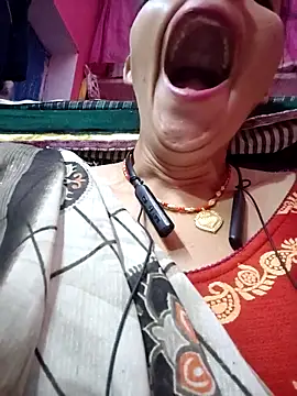 AnjaliKapoor online show from 10-24-25, 12:45