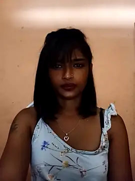 Snapshot of Alexia_holbert chatting on 04-01-26, 06:25 Alexia holbert online show from 04-01-26, 06:25