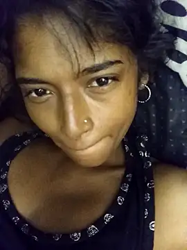 Snapshot of Alexia_holbert chatting on 04-15-26, 04:47 Alexia holbert online show from 04-15-26, 04:47