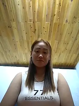 Snapshot of Dung_x chatting on 10-07-25, 01:08 Dung x online show from 10-07-25, 01:08