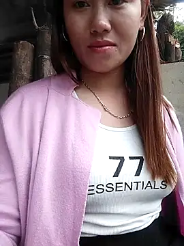 Snapshot of Dung_x chatting on 01-17-26, 01:43 Dung x online show from 01-17-26, 01:43