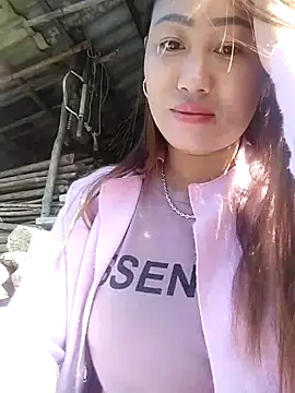 Snapshot of Dung_x chatting on 01-18-26, 02:04 Dung x online show from 01-18-26, 02:04