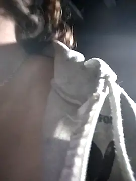 Snapshot of Dung_x chatting on 02-24-26, 12:58 Dung x online show from 02-24-26, 12:58