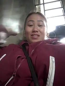 Snapshot of Dung_x chatting on 03-05-26, 06:53 Dung x online show from 03-05-26, 06:53