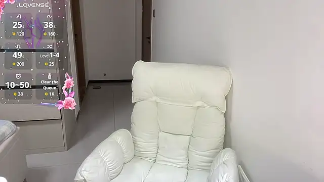 janequeen online show from 07-15-26, 11:37