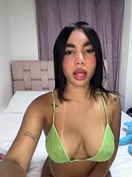 karolaalcendra online show from 09-30-25, 11:21