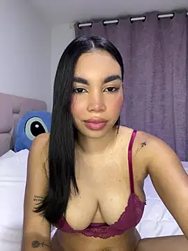 karolaalcendra online show from 02-10-26, 03:32