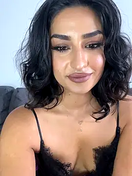 Mia spicyy online show from 11-10-25, 09:52