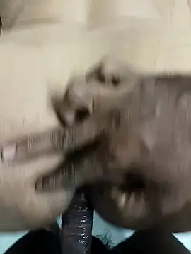 Snapshot of meenahotdarling chatting on 09-12-25, 11:37 meenahotdarling online show from 09-12-25, 11:37