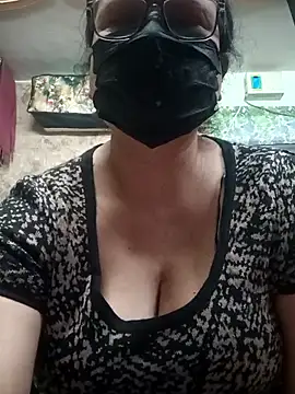 Snapshot of thehotlady chatting on 02-02-26, 02:54 thehotlady online show from 02-02-26, 02:54