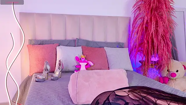 sofiawalker online show from 09-22-25, 07:27