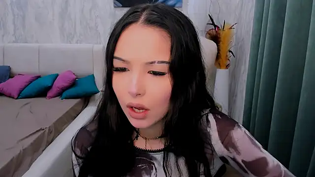 Snapshot of ElizabethParkk chatting on 10-13-25, 08:25 ElizabethParkk online show from 10-13-25, 08:25