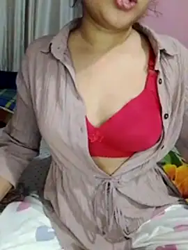 Snapshot of rasmiva chatting on 10-18-25, 08:20 rasmiva online show from 10-18-25, 08:20