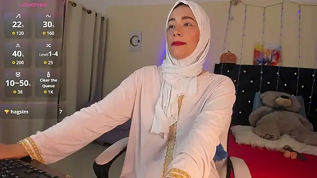 ShanaJamil online show from 04-23-26, 12:29