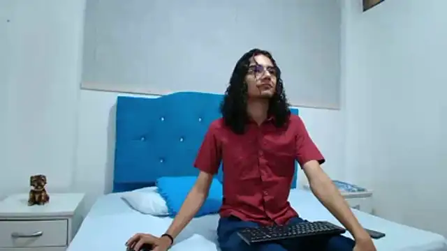 EthanBlackwoodd online show from 01-06-26, 02:54