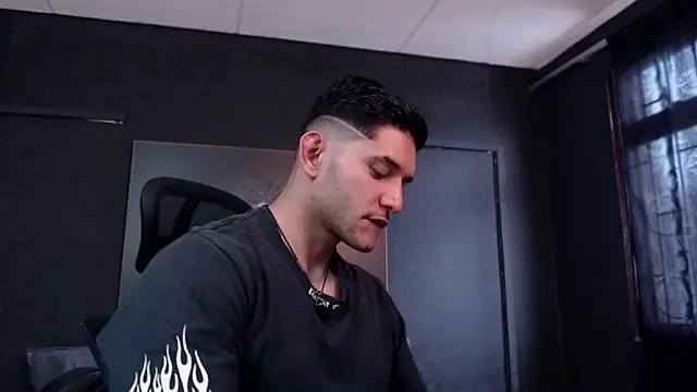 RichardMilleer online show from 04-21-26, 04:23