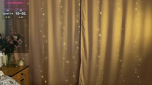 Amelia Ray  online show from 12-19-25, 05:47