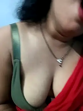 Snapshot of Deliciouskimi chatting on 12-03-25, 10:57 Deliciouskimi online show from 12-03-25, 10:57