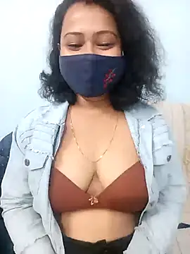 Snapshot of Deliciouskimi chatting on 12-20-25, 06:04 Deliciouskimi online show from 12-20-25, 06:04