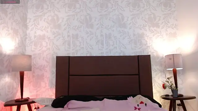 Ava Raye online show from 12-19-25, 07:54