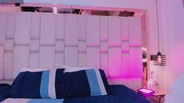  GigiDoll  online show from 09-20-25, 12:06