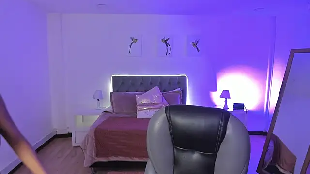 Sofia collen  online show from 11-16-25, 07:52