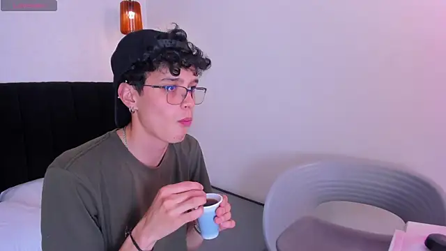  ruby red online show from 09-20-25, 02:45