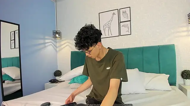  ruby red online show from 09-26-25, 11:20