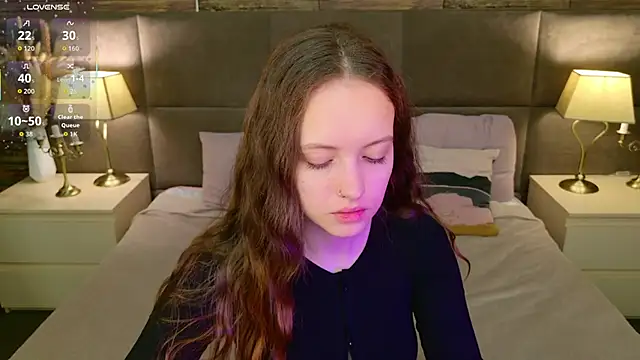 SallyPinkman online show from 10-04-25, 09:07