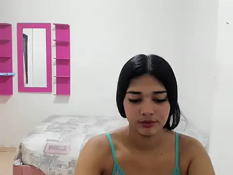 naty lan11 online show from 09-26-25, 02:21