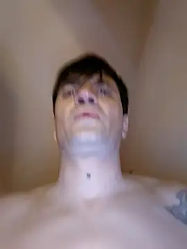 Snapshot of eu377@xh chatting on 03-29-26, 02:44 eu377xh online show from 03-29-26, 02:44