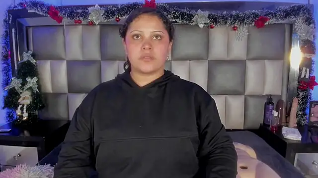 abbiecollins js online show from 01-07-26, 04:37