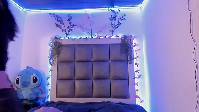 abbiecollins js online show from 02-19-26, 03:57