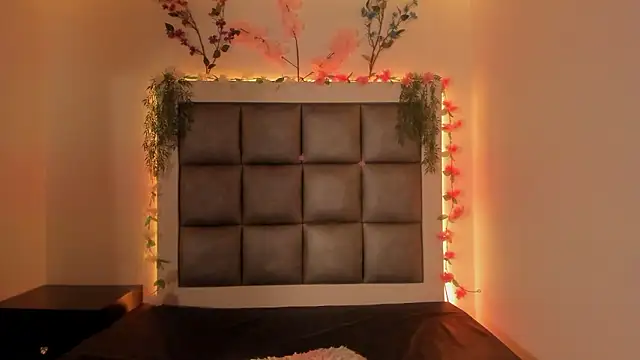 abbiecollins js online show from 03-14-26, 04:18