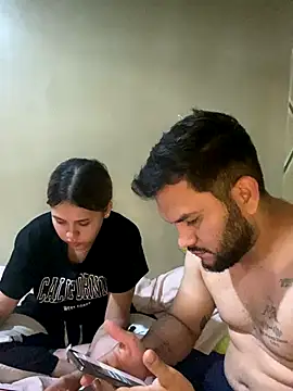 coupleyys online show from 10-25-25, 03:03