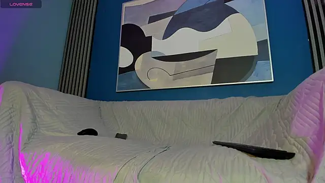 kevinn blue1 online show from 10-24-25, 08:05