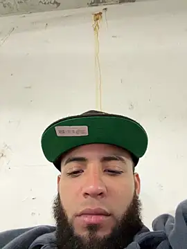 LeoPR00 online show from 10-23-25, 08:29