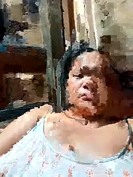 Snapshot of slutty_pinay12 chatting on 11-17-25, 02:45 slutty pinay12 online show from 11-17-25, 02:45