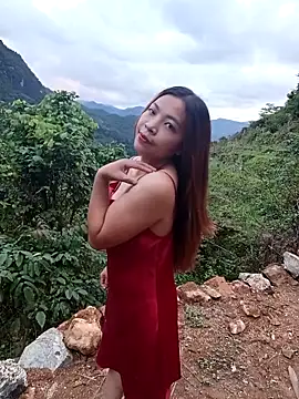 Snapshot of -Miu-98 chatting on 09-27-25, 10:59 -Miu-98 online show from 09-27-25, 10:59